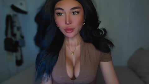 Snapshot of transnextdoor_ chatting on 02/25/25, 01:17 ALMIGHTY GODDESS VALENTINA online show from 02/25/25, 01:17