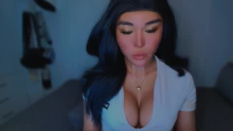 Snapshot of transnextdoor_ chatting on 03/10/25, 05:00 ALMIGHTY GODDESS VALENTINA online show from 03/10/25, 05:00