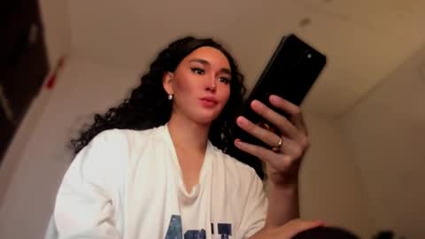 Snapshot of transnextdoor_ chatting on 09/25/25, 09:02 ALMIGHTY GODDESS VALENTINA online show from 09/25/25, 09:02