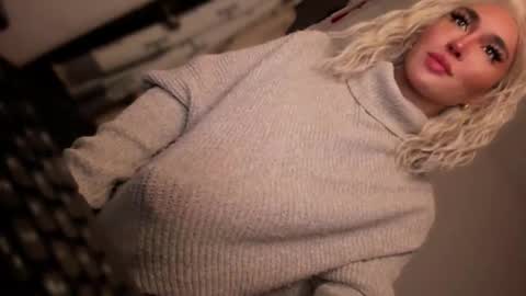 ALMIGHTY GODDESS VALENTINA online show from 11/13/25, 12:42