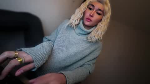 ALMIGHTY GODDESS VALENTINA online show from 12/04/25, 09:56