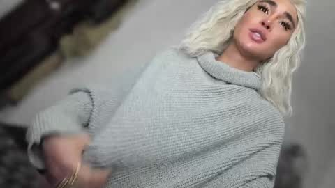 Snapshot of transnextdoor_ chatting on 05/06/26, 06:46 ALMIGHTY GODDESS VALENTINA online show from 05/06/26, 06:46