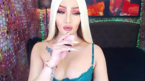 KYLIE BELLA  TS online show from 02/17/25, 10:03