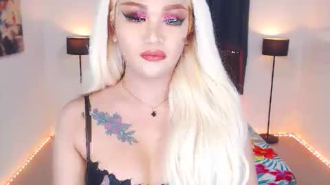 Snapshot of transplayfullolivia chatting on 04/09/26, 07:58 KYLIE BELLA TS online show from 04/09/26, 07:58