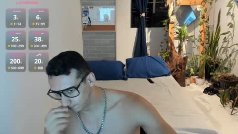 travis bakerr online show from 12/09/24, 12:34