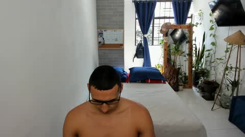 travis bakerr online show from 12/19/24, 02:57