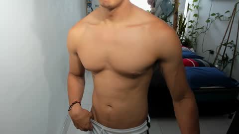 travis bakerr online show from 01/11/25, 05:29