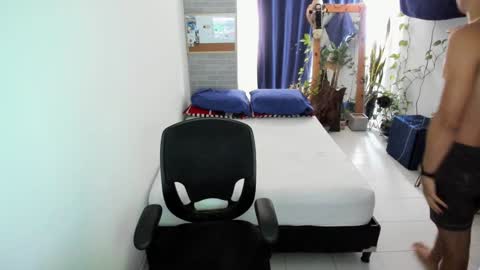 travis bakerr online show from 01/22/25, 03:18