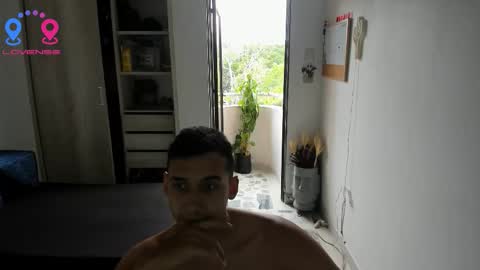 travis bakerr online show from 09/17/25, 09:38