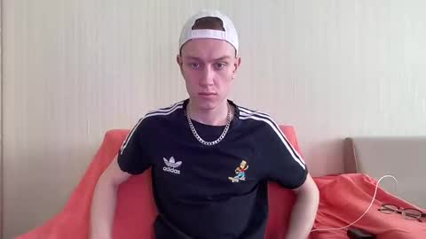 Snapshot of travis_gracile chatting on 04/03/26, 06:11 Travis online show from 04/03/26, 06:11