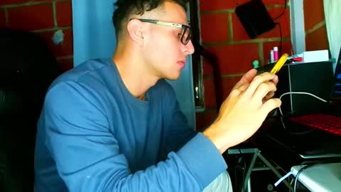 Snapshot of travisdiamonds chatting on 02/23/26, 11:29 TRAVIS. online show from 02/23/26, 11:29