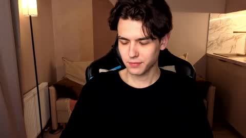 travisrivas online show from 06/01/26, 01:51