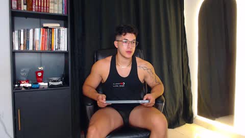 Travis online show from 03/05/25, 11:27