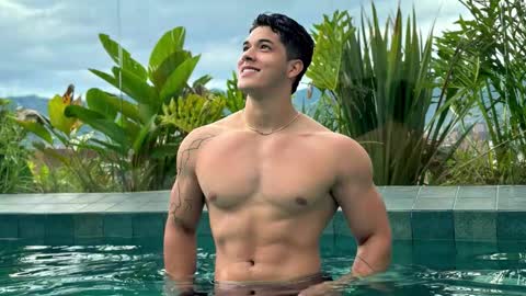 Travis online show from 10/22/25, 11:15