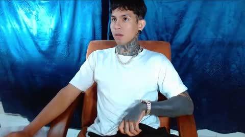 Snapshot of travistanner28 chatting on 01/08/25, 12:05 TRAV - INDEPENDENT MODEL online show from 01/08/25, 12:05