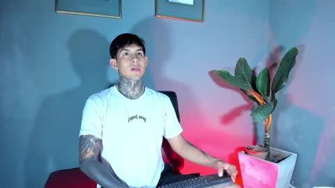 Snapshot of travistanner28 chatting on 02/27/25, 09:25 TRAV - INDEPENDENT MODEL online show from 02/27/25, 09:25