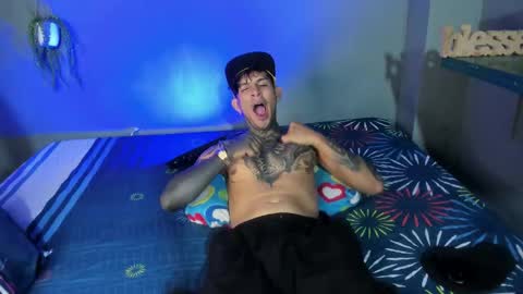 Snapshot of travistanner28 chatting on 09/13/25, 08:03 TRAV - INDEPENDENT MODEL online show from 09/13/25, 08:03