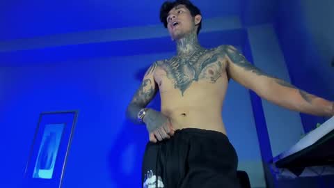 Snapshot of travistanner28 chatting on 10/10/25, 02:32 TRAV - INDEPENDENT MODEL online show from 10/10/25, 02:32