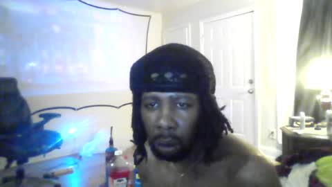 Snapshot of tray713152 chatting on 06/18/26, 09:25 10Thickness online show from 06/18/26, 09:25