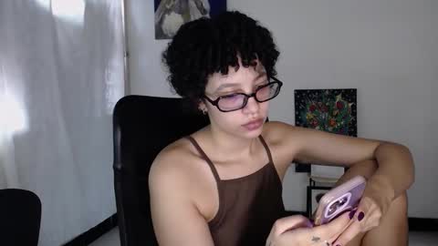 Snapshot of treasuresz chatting on 02/28/26, 06:53 Emily online show from 02/28/26, 06:53