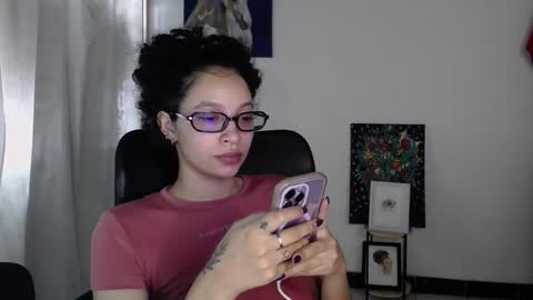 Snapshot of treasuresz chatting on 03/09/26, 05:06 Emily online show from 03/09/26, 05:06