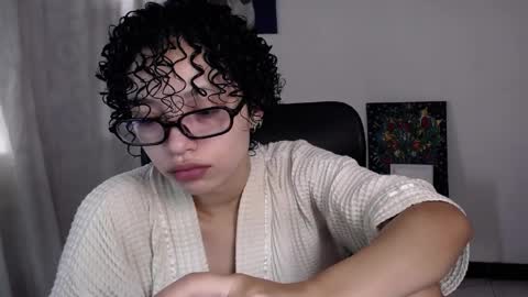 Snapshot of treasuresz chatting on 03/29/26, 06:41 Emily online show from 03/29/26, 06:41