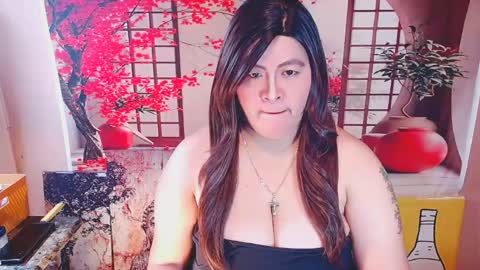 Snapshot of treat_urself chatting on 05/30/26, 10:23 marian online show from 05/30/26, 10:23