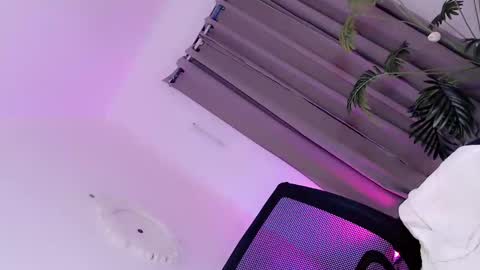 YOUR SLUT online show from 12/17/25, 06:41