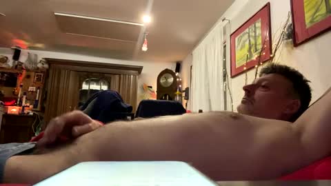 Snapshot of trebgeis1 chatting on 02/16/25, 09:48 trebgeis1 online show from 02/16/25, 09:48