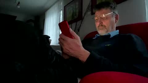 Snapshot of trebgeis1 chatting on 03/11/25, 05:24 trebgeis1 online show from 03/11/25, 05:24