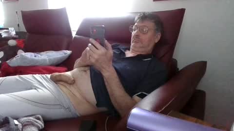 Snapshot of trebgeis1 chatting on 04/02/26, 03:09 trebgeis1 online show from 04/02/26, 03:09