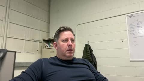 Snapshot of treborinthesky chatting on 02/01/25, 04:00 treborinthesky online show from 02/01/25, 04:00