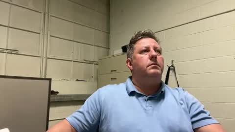 Snapshot of treborinthesky chatting on 09/18/25, 12:12 treborinthesky online show from 09/18/25, 12:12