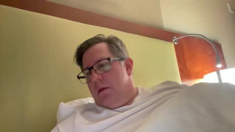 Snapshot of treborinthesky chatting on 04/21/26, 02:26 treborinthesky online show from 04/21/26, 02:26