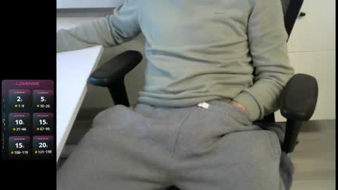 tree1989 online show from 04/02/26, 07:33