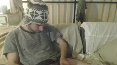 Snapshot of treehuggerhemp chatting on 10/24/25, 06:10 TreeHugger queer online show from 10/24/25, 06:10