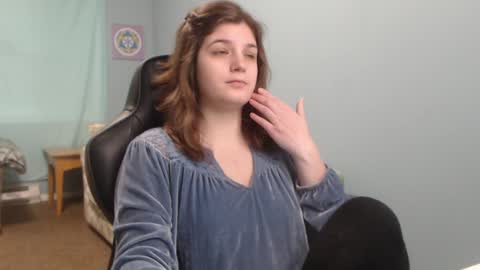 TreeJeanne online show from 02/08/25, 07:49