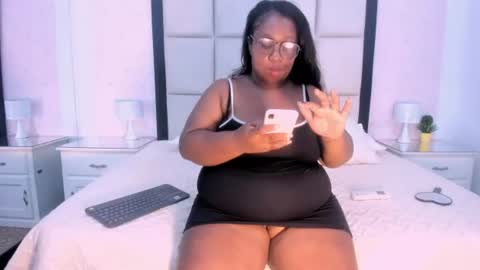 Snapshot of treisyvixen chatting on 07/21/26, 03:20 Treisy Vixen big ass online show from 07/21/26, 03:20
