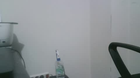 Snapshot of treki1979 chatting on 12/29/24, 10:45 treki1979 online show from 12/29/24, 10:45