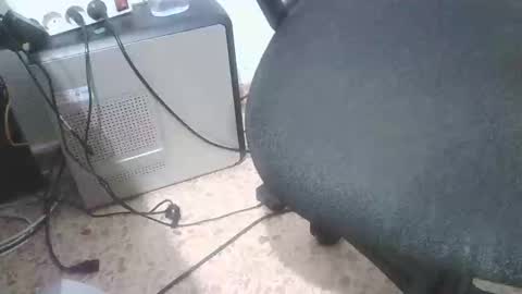 Snapshot of treki1979 chatting on 12/31/24, 07:10 treki1979 online show from 12/31/24, 07:10