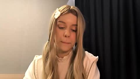 Alice online show from 10/10/25, 07:24