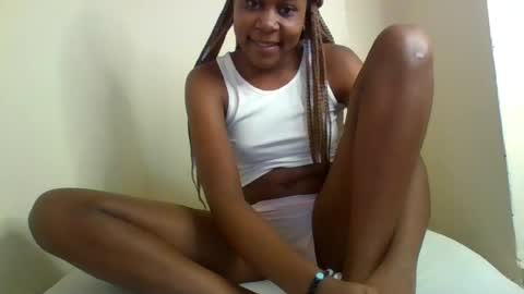 Snapshot of tresyamber chatting on 07/11/26, 03:31 tresyamber online show from 07/11/26, 03:31