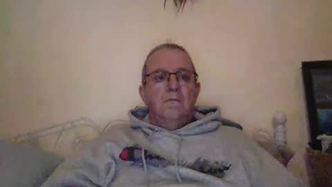 Fe-fi-fo-fum online show from 03/29/26, 01:11