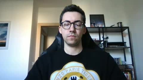 trevor_x2 online show from 02/06/25, 10:48