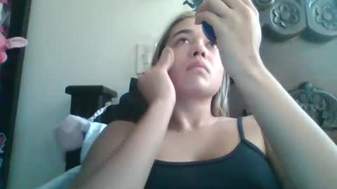 Snapshot of triana_bell chatting on 01/10/25, 05:02 triana_bell online show from 01/10/25, 05:02