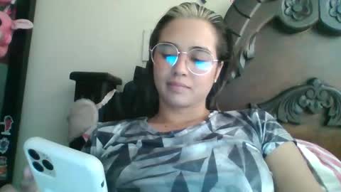 Snapshot of triana_bell chatting on 02/07/25, 06:02 triana_bell online show from 02/07/25, 06:02