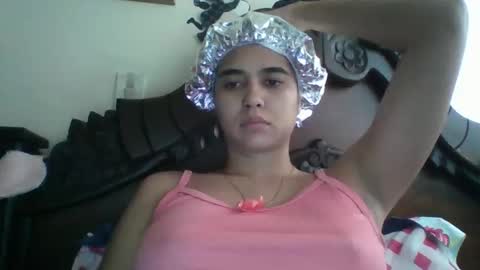 Snapshot of triana_bell chatting on 10/30/25, 03:24 triana_bell online show from 10/30/25, 03:24