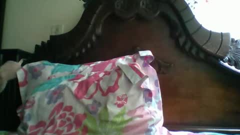 Snapshot of triana_bell chatting on 11/29/25, 06:33 triana_bell online show from 11/29/25, 06:33