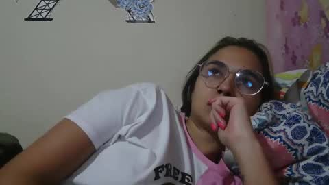 Snapshot of triana_bell chatting on 04/19/26, 12:11 triana_bell online show from 04/19/26, 12:11