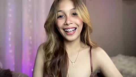 Snapshot of triana_ortega chatting on 12/21/24, 04:36 Triana online show from 12/21/24, 04:36